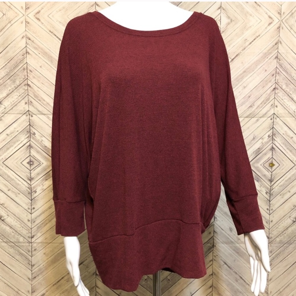 Market and Spruce Top XXL